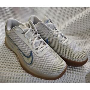 NikeCourt Air Zoom Vapor 11 HC White Light Blue Gum, size 7.5